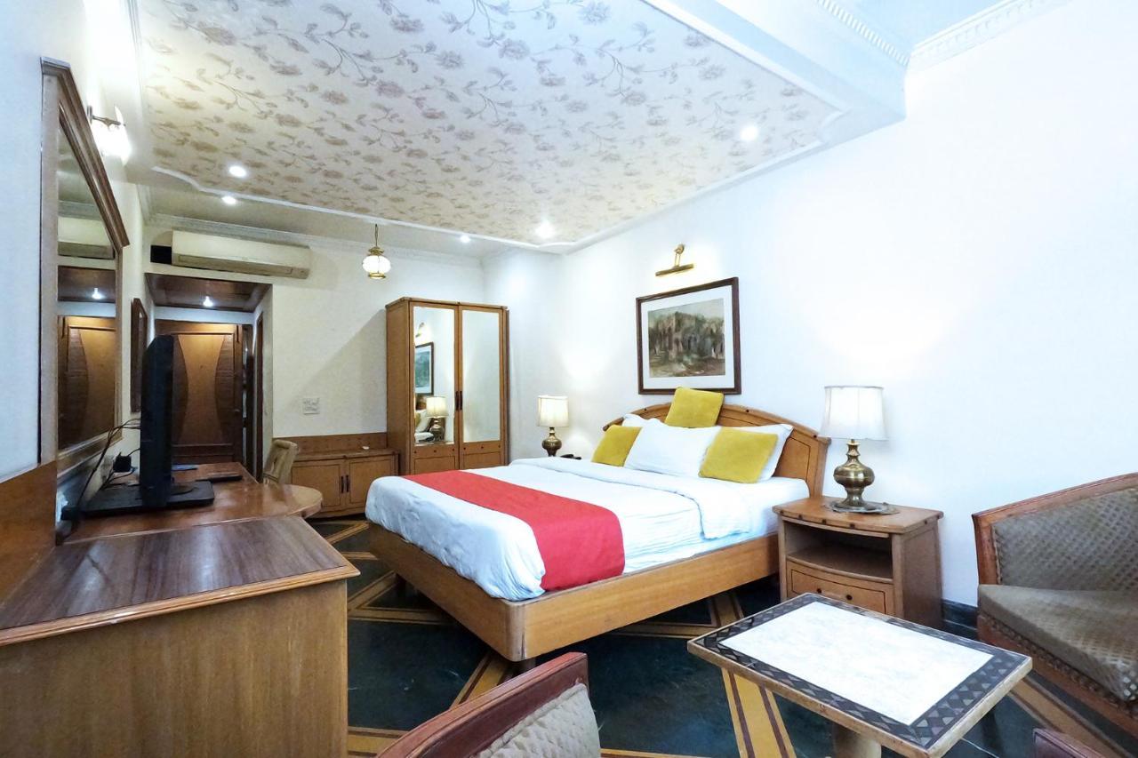 Hotel Fabexpress Kwality Regency Chandīgarh Esterno foto